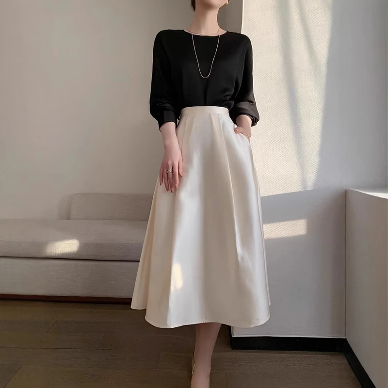 Damen Elegante und fließende Midikleid Nord Taschen