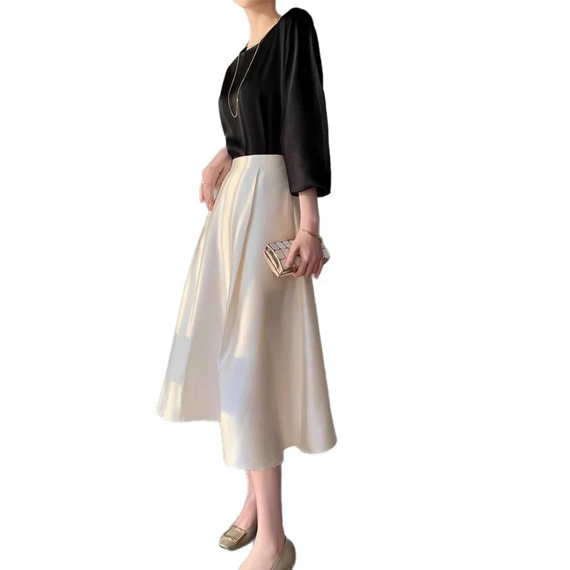 Damen Elegante und fließende Midikleid Nord Taschen