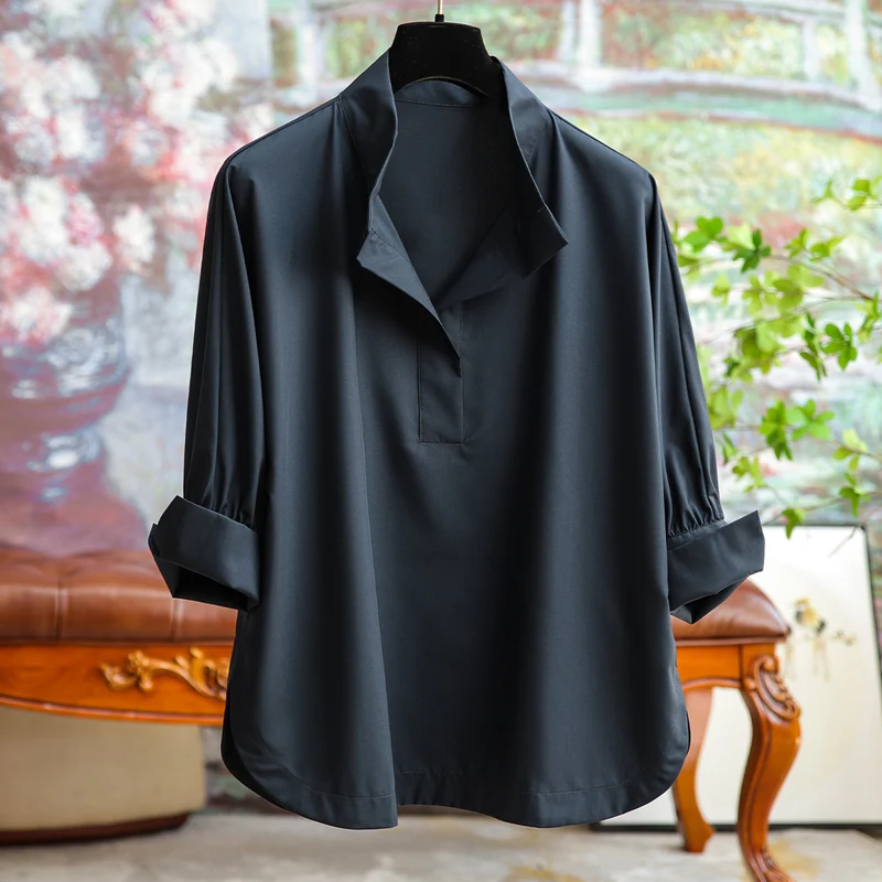 Damen Elegante und fließende Bluse mit Stehkragen Nord Taschen