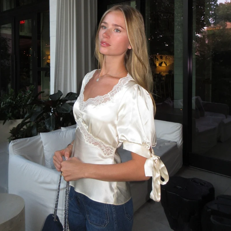 Damen Satinbluse mit Spitzenakzenten Nord Taschen