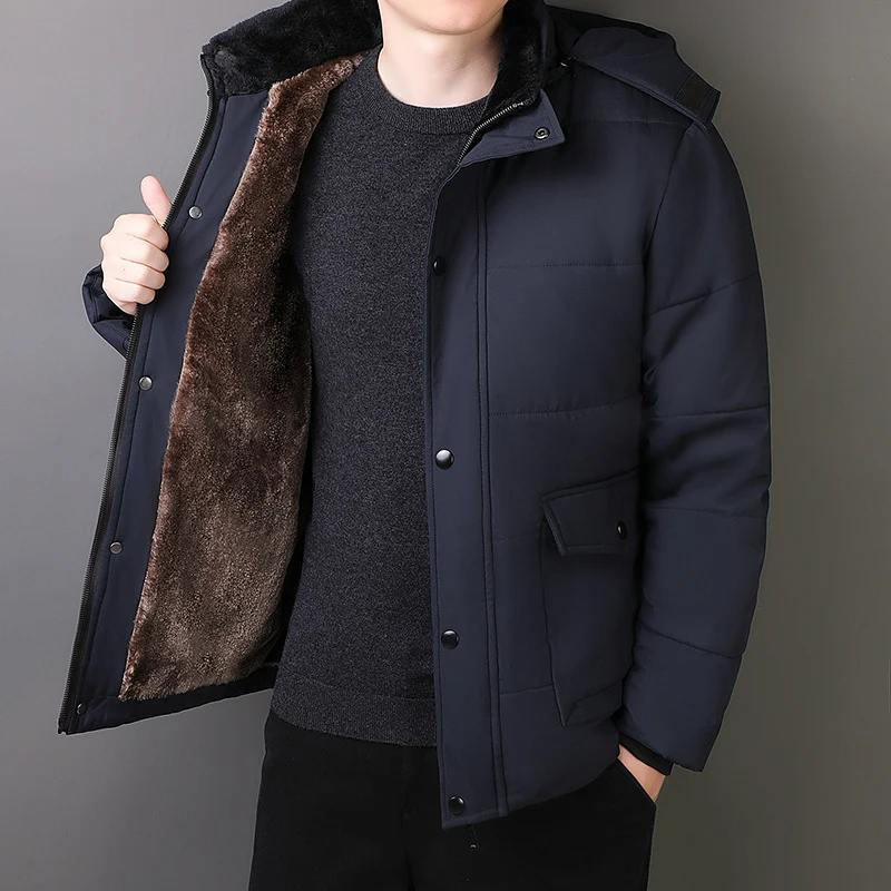 Herren Kurz geschnittene gesteppte Thermo-Steppjacke mit gesteppter Innenfütterung und Kunstfellkragen Nord Taschen