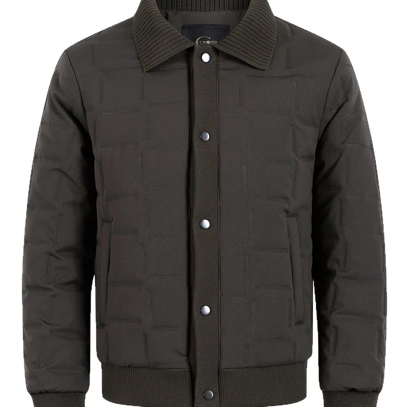 Herren Kurz geschnittene gesteppte Bomberjacke mit Rippenkragen, Druckknopfleiste und geometrischem Quilt Nord Taschen