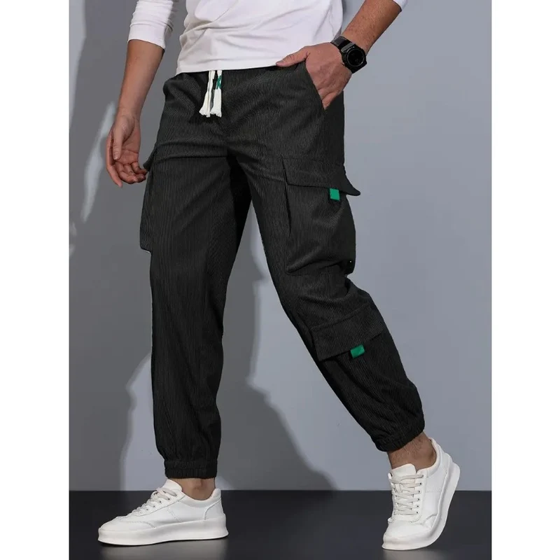 Herren Kord-Cargo-Jogginghose mit elastischem Bund, Tunnelzug & Multifachtaschen Nord Taschen