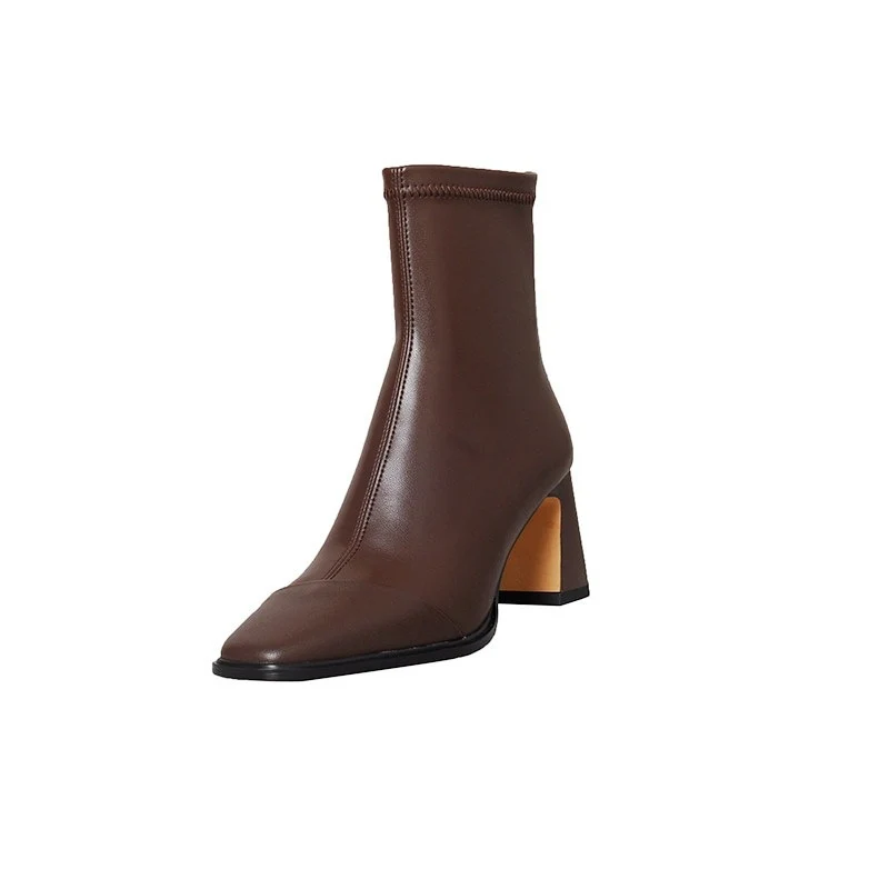 Damen Knöchelstiefel mit nahtlosem Schaft und skulpturalem Blockabsatz Nord Taschen