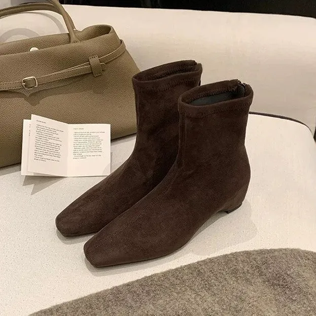 Damen Knöchelhohe Leder-Stiefelette mit quadratischer Zehenpartie, Mittelnähte und elastischem Schaft Nord Taschen