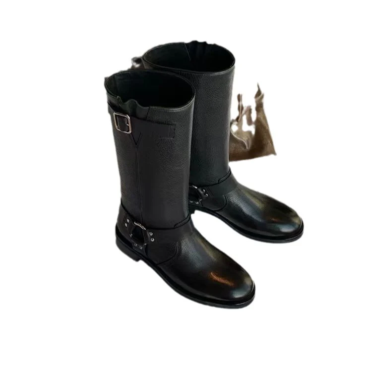 Damen Kniehohe Bikerstiefel aus Leder mit Harness‑Riemen & verstellbarer Schaftschnalle Nord Taschen