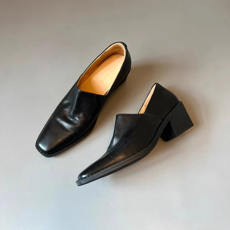 Damen Elegante Slip‑on Loafer mit quadratischer Zehenkappe und mittelhohem Blockabsatz Nord Taschen