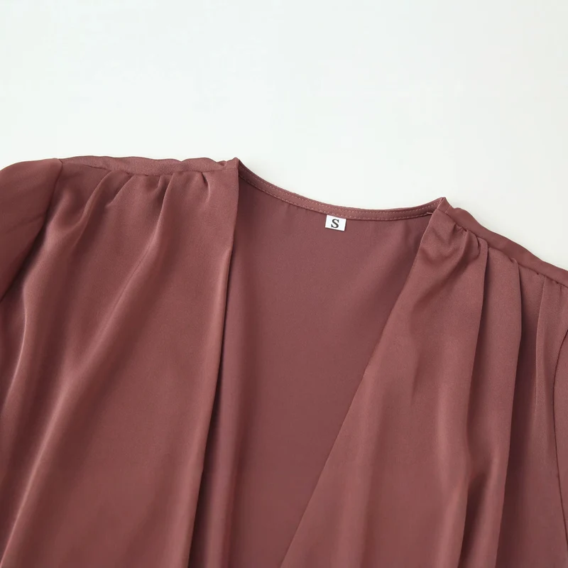 Damen Wickelbluse mit drapiertem V‑Ausschnitt und Taillengürtel Nord Taschen