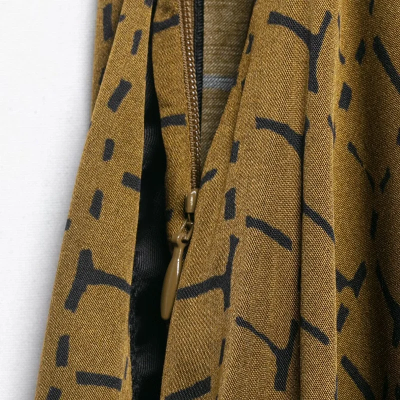 Damen Weite Palazzo-Hose mit asymmetrischem Volantsaum Nord Taschen