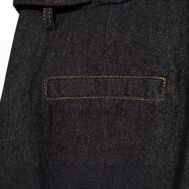 Damen Weite Cropped-Jeanshose mit hoher Taille, aufgesetzten Klappentaschen und breitem Saum Nord Taschen