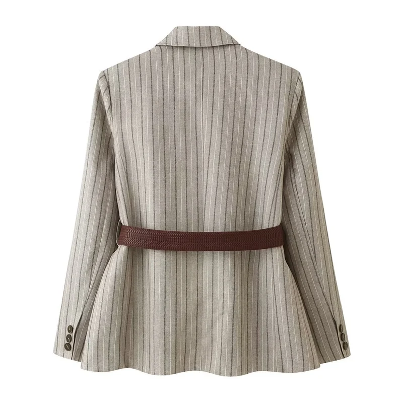 Damen Taillierter Nadelstreifen-Blazer mit Pattentaschen und Taillengürtel Nord Taschen