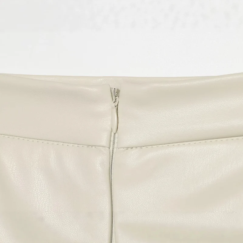 Damen Taillierter Midirock aus Kunstleder mit abgesteppten Teilungsnähten Nord Taschen