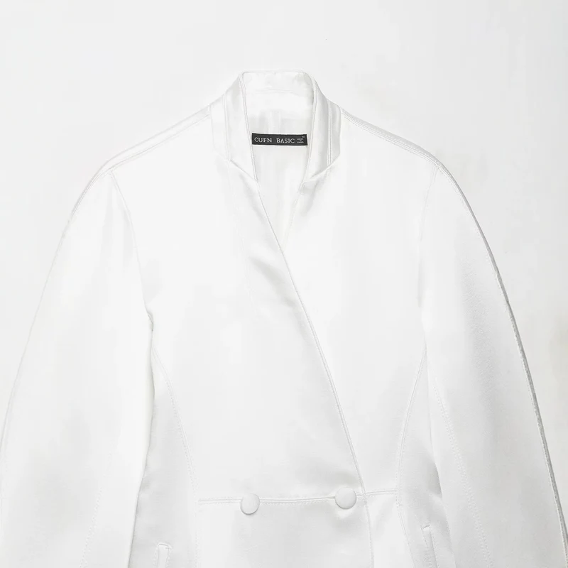 Damen Taillierter Doppelreihiger Blazer mit Stehkragen Nord Taschen