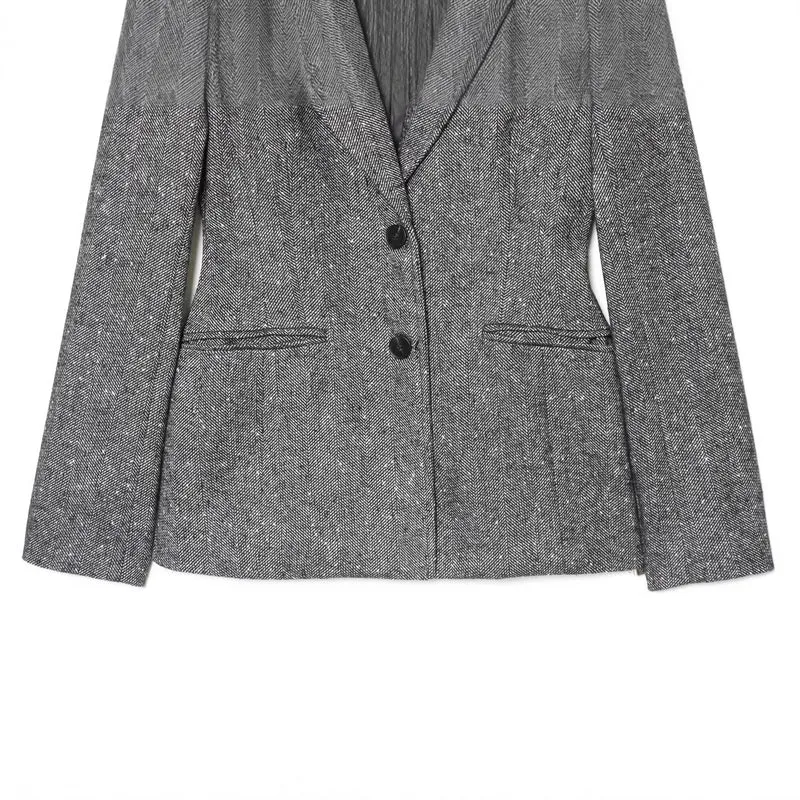 Damen Taillierter Blazer im Fischgrätmuster mit Reverskragen und Pattentaschen Nord Taschen