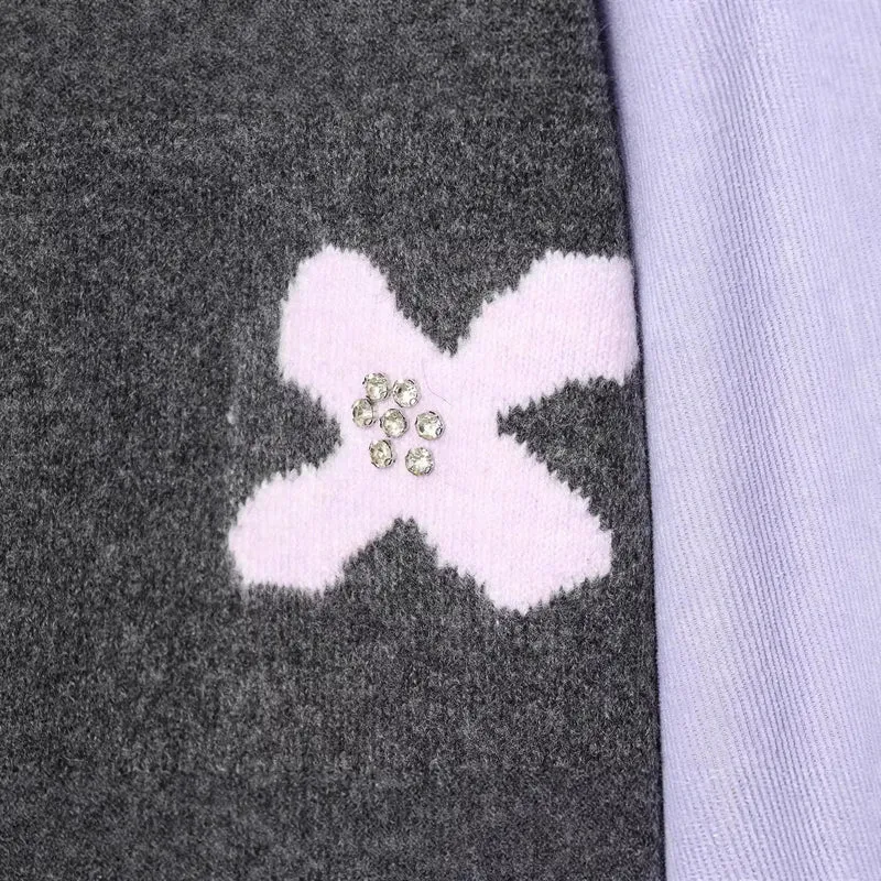 Damen Strickcardigan mit Zierblüten‑Applikation und kontrastärmeln Nord Taschen