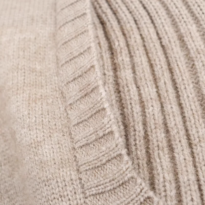 Damen Strickcardigan mit oversized Segelkragen und Zopfmuster-Details Nord Taschen