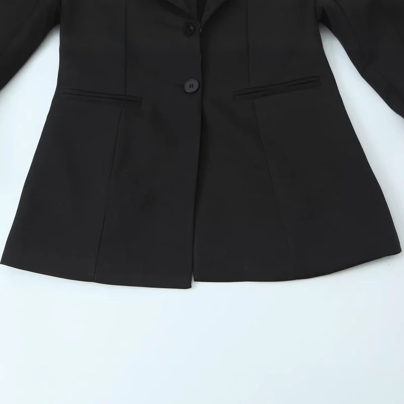 Damen Statement-Blazer mit kontrastierendem Schalkragen und Volantmanschetten Nord Taschen