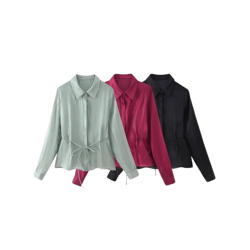 Damen Seidige Hemdbluse mit Taillenband und verdeckter Knopfleiste Nord Taschen