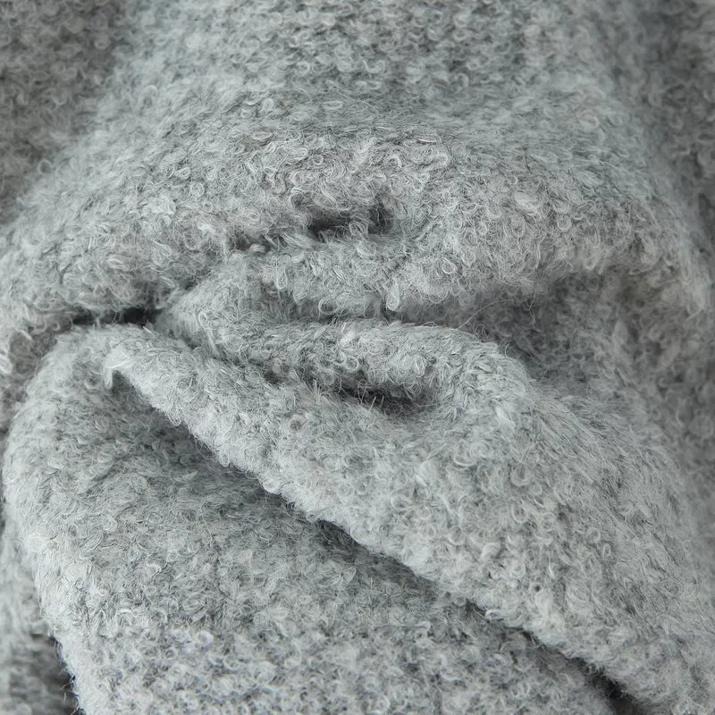 Damen Schulterfreier Oversized-Strickpullover mit weitem Umschlagkragen und voluminösen Ärmeln Nord Taschen