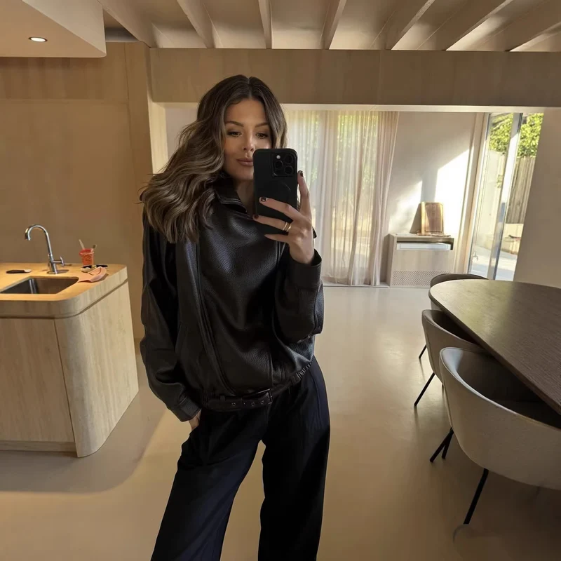 Damen Oversized Lederjacke mit asymmetrischem Reißverschluss und breitem Kragen Nord Taschen