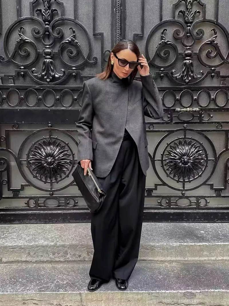 Damen Oversized-Blazer im Boxy-Schnitt mit asymmetrischem Stehkragen und verdeckter Knopfleiste Nord Taschen