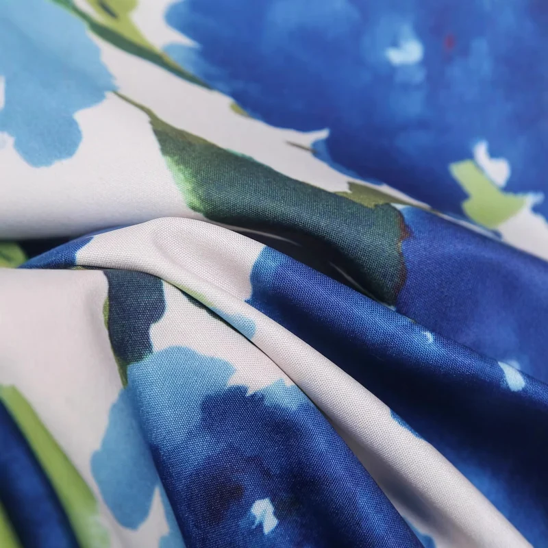 Damen Locker geschnittene seidenähnliche Hemdbluse mit Aquarell-Print Nord Taschen