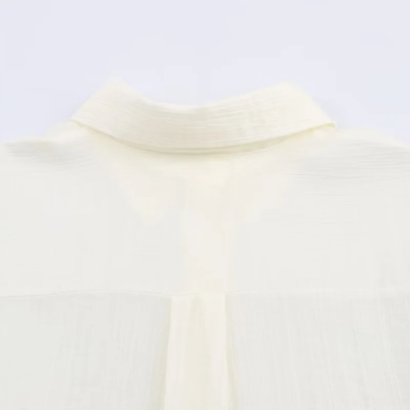 Damen Leichte weite Bluse mit Crinkle-Struktur und Hemdkragen Nord Taschen