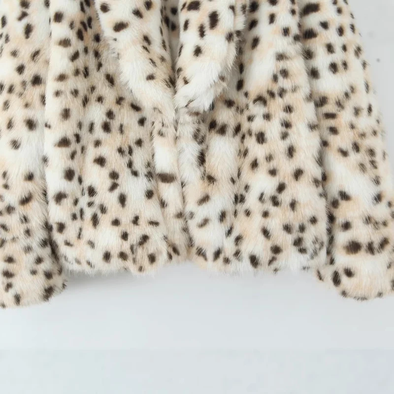 Damen langer Kunstfellmantel im Leopardenmuster mit Oversize-Schnitt Nord Taschen