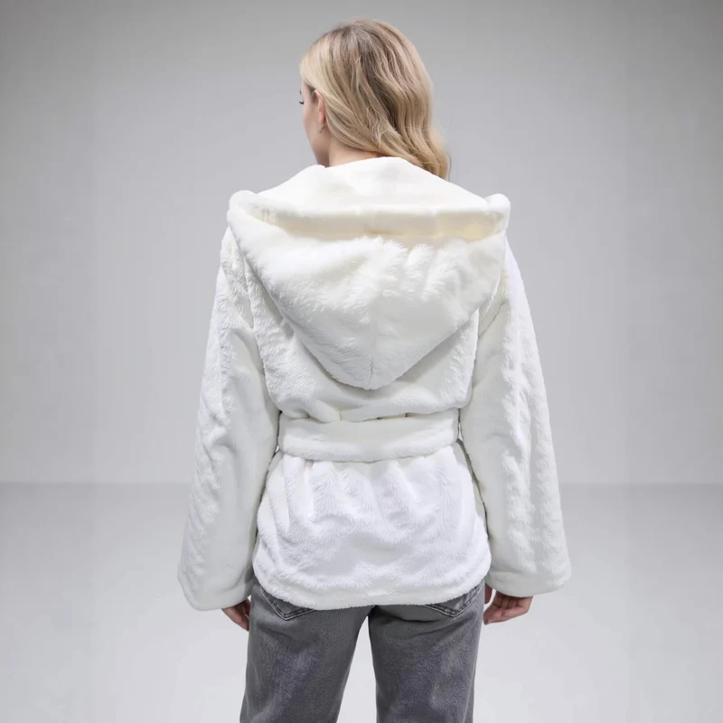 Damen Kuschelige Kunstfell-Kurzjacke mit Schalkapuze und Schleifen-Taillengürtel Nord Taschen