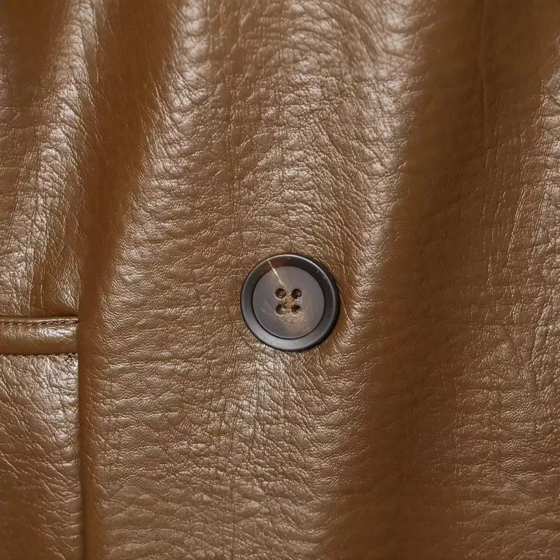 Damen Kurztrenchcoat aus Lederimitat mit Taillengürtel und Schulterklappen Nord Taschen