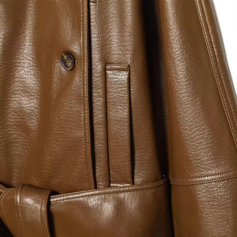 Damen Kurztrenchcoat aus Lederimitat mit Taillengürtel und Schulterklappen Nord Taschen