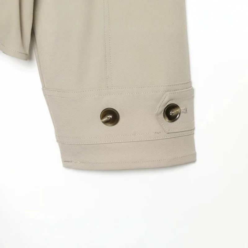 Damen Kurzparka mit Kapuze, Tunnelzugtaillierung und verdeckter Front Nord Taschen