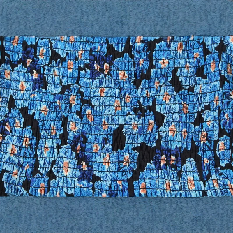 Damen Kurzkleid mit Carmen-Ausschnitt, Smokoberteil und Volantrock Nord Taschen