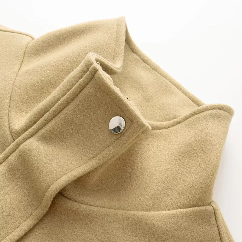 Damen Kurzjacke mit Tunnelzug, hohem Stehkragen und aufgesetzten Pattentaschen Nord Taschen