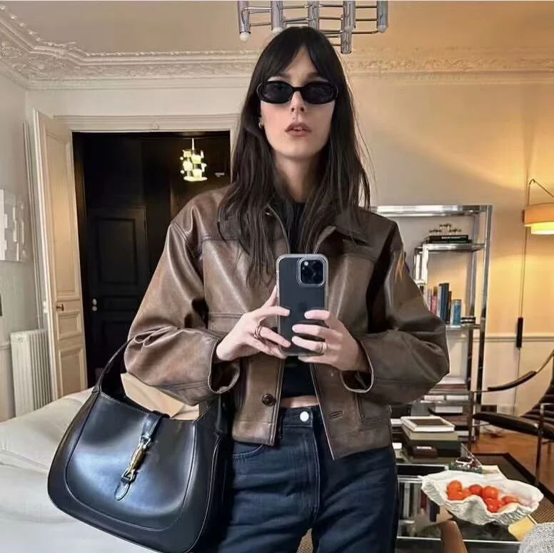 Damen Kurzjacke aus veganer Lederoptik im kastenförmigen Worker Look Nord Taschen