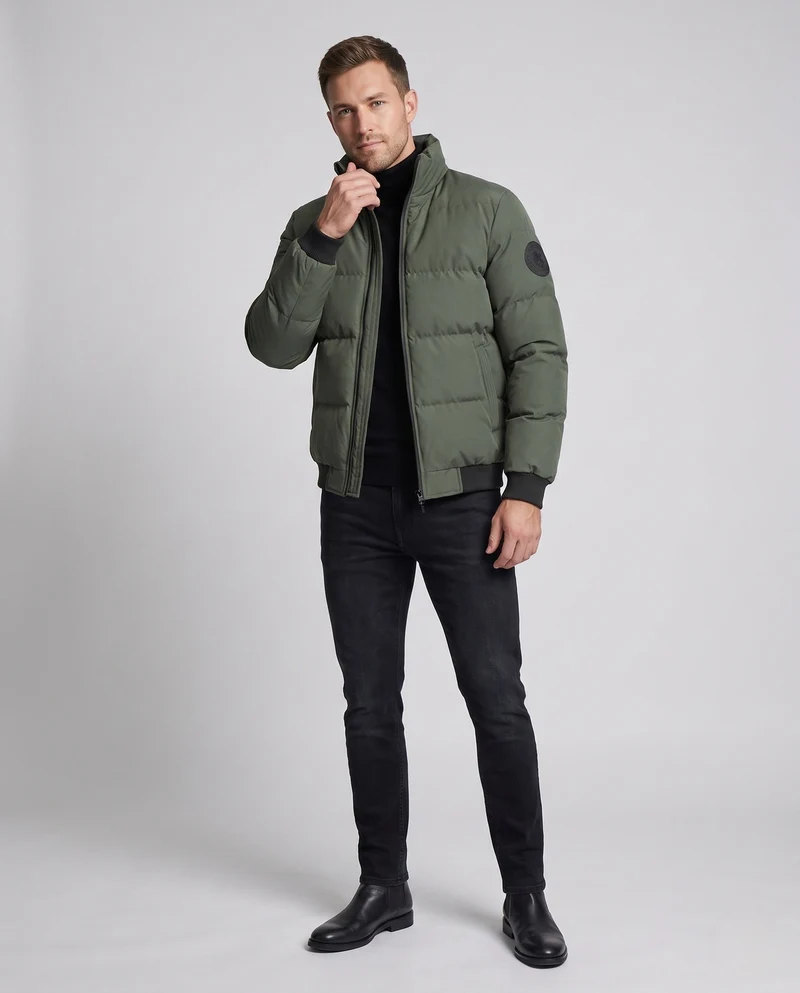 Männlicher kurzer Blouson im gesteppte Puffer-Look mit winddichter Außenschicht und gerippten Abschlüssen Nord Taschen