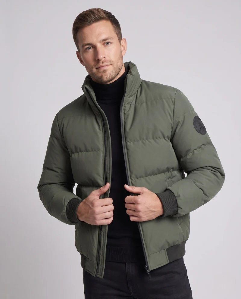 Männlicher kurzer Blouson im gesteppte Puffer-Look mit winddichter Außenschicht und gerippten Abschlüssen Nord Taschen