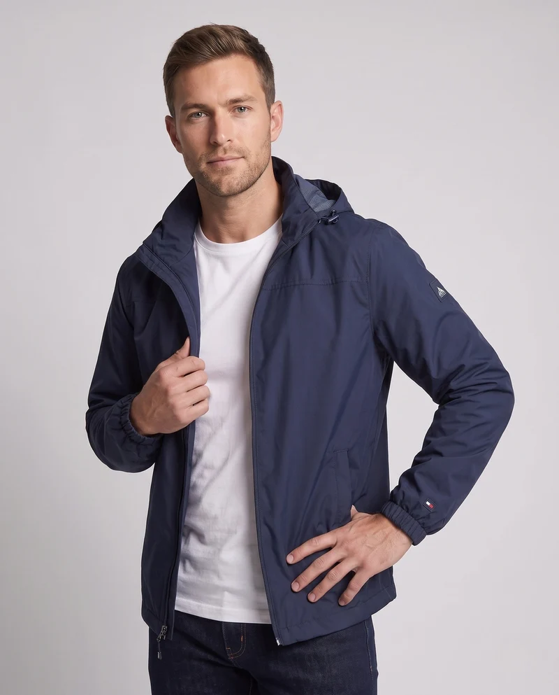Leichte winddichte Herrenjacke mit verstellbarer Sturmkapuze und elastischen Ärmelbündchen Nord Taschen