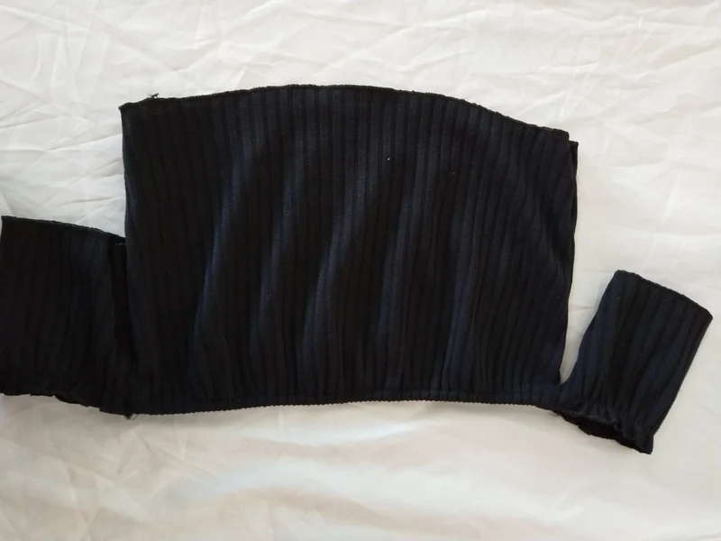 Damen Off-Shoulder Crop-Top aus Rippenstrick Nord Taschen