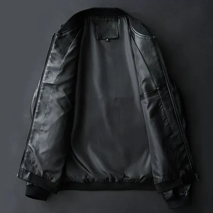 Stylische Herren-Lederjacke aus Kunstleder mit präzisen Details