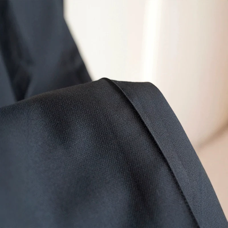 Damen Elegante und weite Stoffhose Nord Taschen