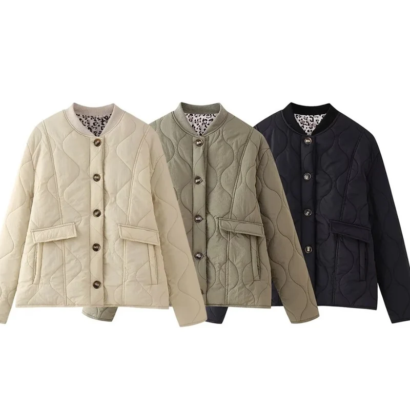Damen 1700+ gestepptes Cropped‑Blousonjacke im Boxy‑Cut mit Rundhals, Knopfleiste und Pattentaschen Nord Taschen