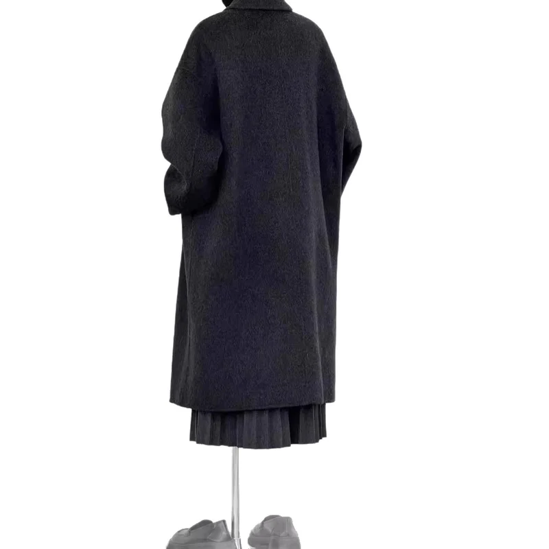 Damen Oversize Wollmantel mit weitem Revers und entspannter Silhouette Nord Taschen