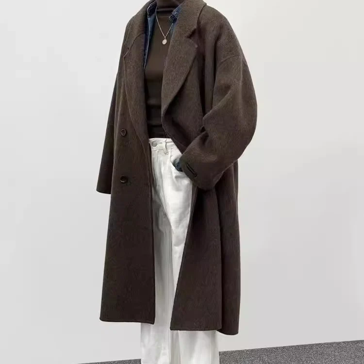Damen Oversize Wollmantel mit weitem Revers und entspannter Silhouette Nord Taschen