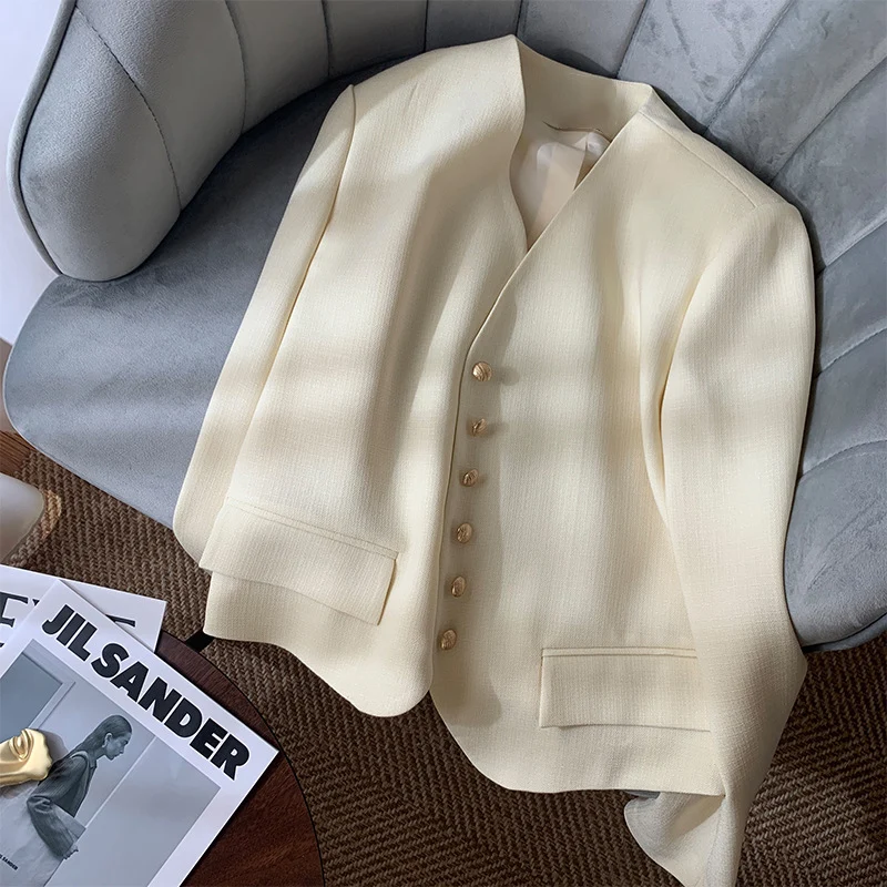 Damen Eleganter Kurzblazer mit Goldknöpfen Nord Taschen