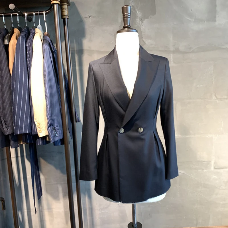 Damen Eleganter Doppeltbreasted Blazer mit modernem Schnitt Nord Taschen