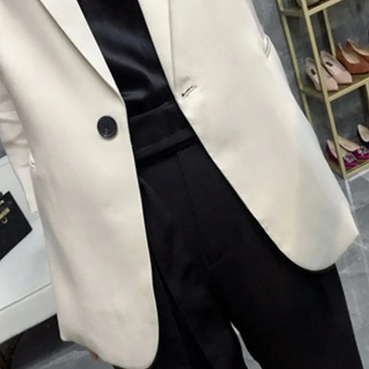 Damen Eleganter Blazer mit schmalem Schnitt Nord Taschen