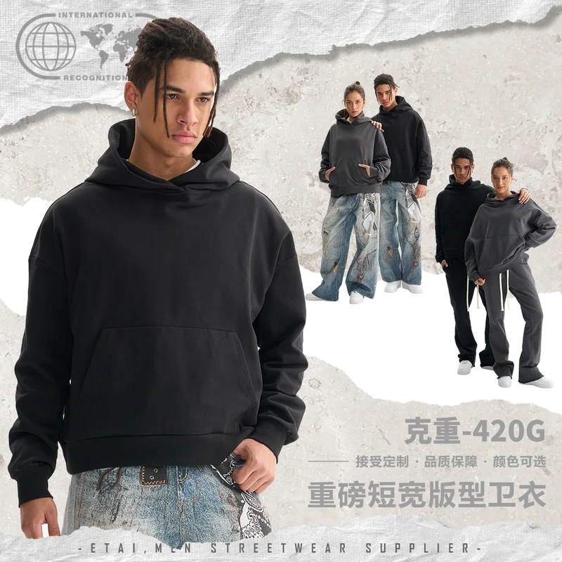 Damen Weit geschnittener Kapuzenpullover mit verkürztem Saum und Kängurutasche Nord Taschen
