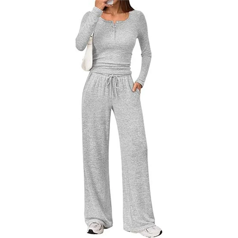Damen Zweiteiliges Lounge-Set mit Henley-Top und weitem Jogginghose Schnitt Nord Taschen