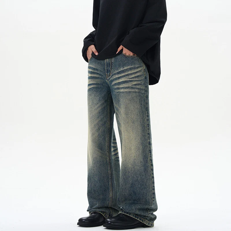 Herren Weite Denim-Jeans im Vintage-Whisker-Look mit horizontalen Falten und bodenlangem Saum Nord Taschen